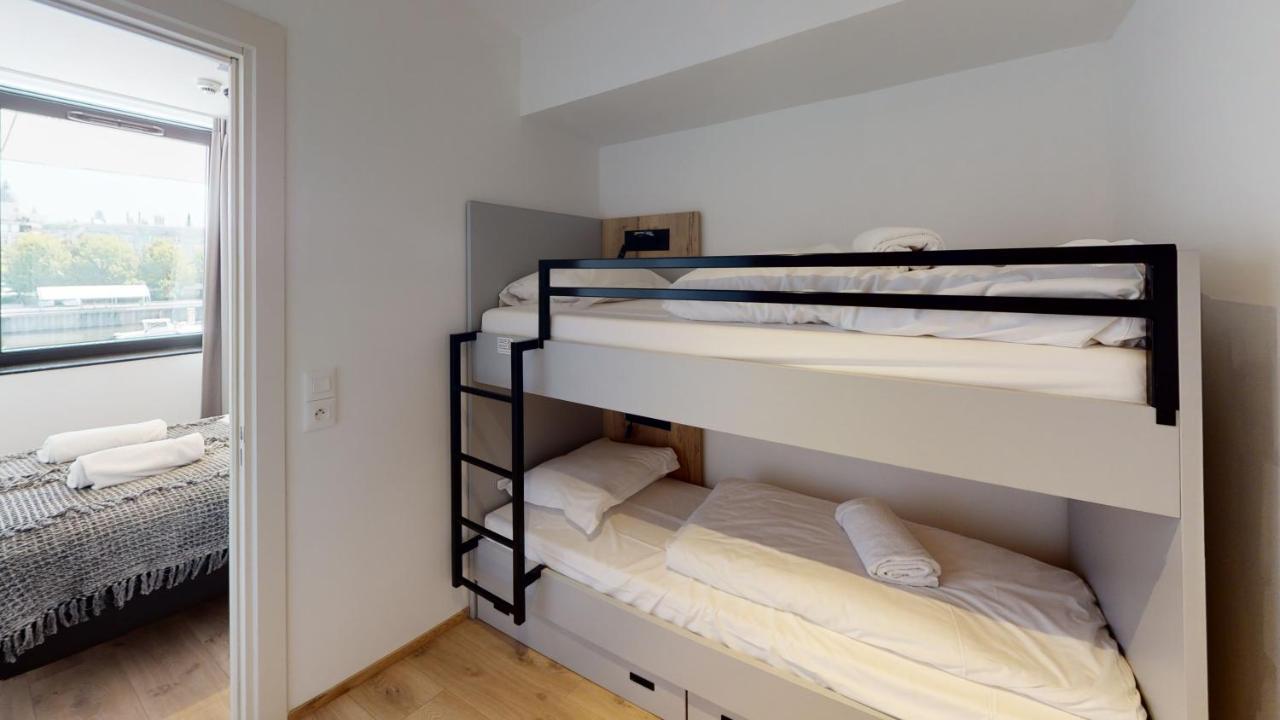 Evancy La Marina Aparthotel